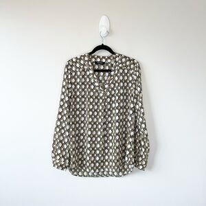 Nine West Chain Print Blouse Long Sleeve White Gold Chain Equestrian Size Medium